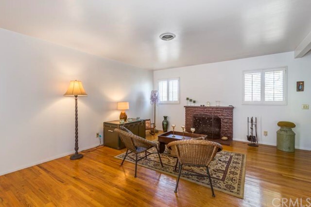Property Photo:  1609 S Ivanhoe Street  CA 92804 