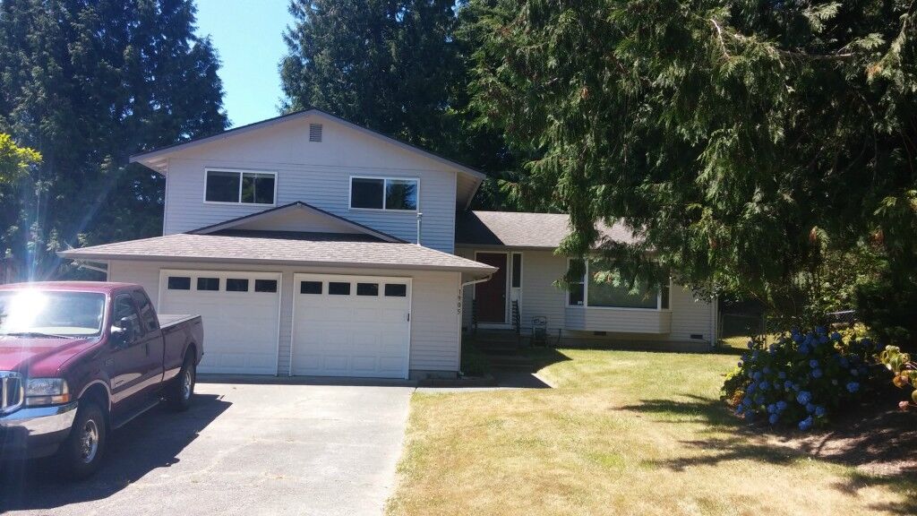 Property Photo: 1905 Palomino Dr WA 98012
