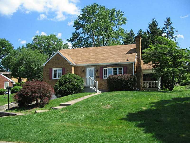 Property Photo: 107 Heather Dr PA 15102