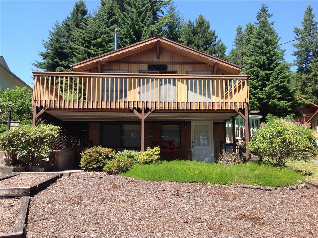 Property Photo:  891 E Treasure Island Drive  WA 98524 