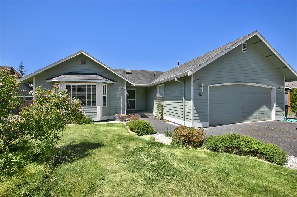 Property Photo:  417 S 29th Place  WA 98274 