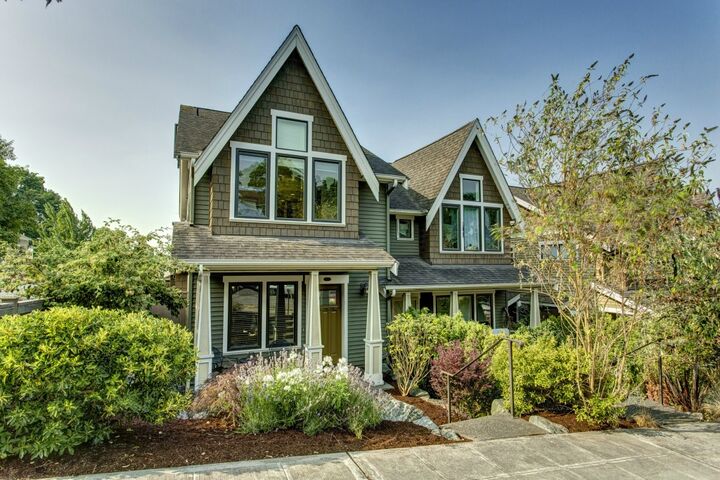 1655 S Lane St  Seattle WA 98144 photo