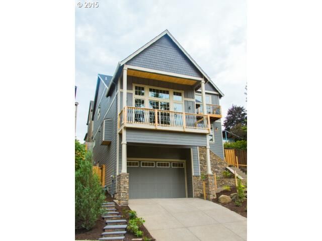 Property Photo:  10090 NW Crossing Dr  OR 97229 