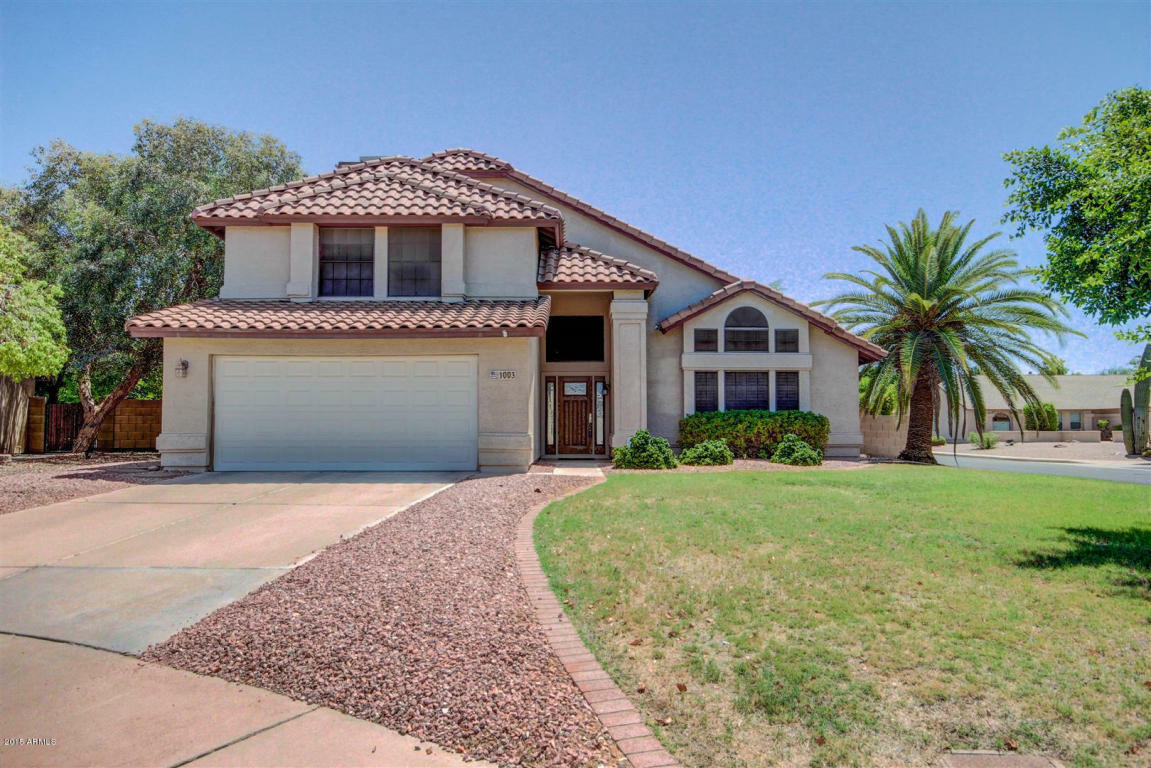 Property Photo:  1003 N Sunview Circle  AZ 85205 