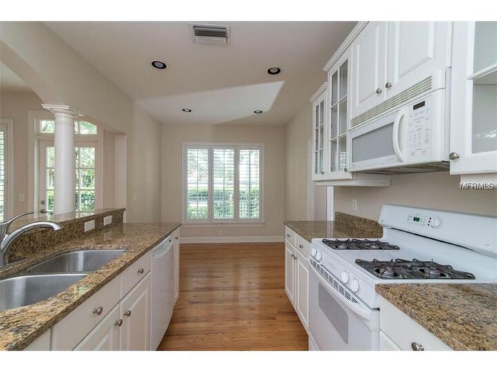 Property Photo:  1005 Bay Harbour Place  FL 33602 