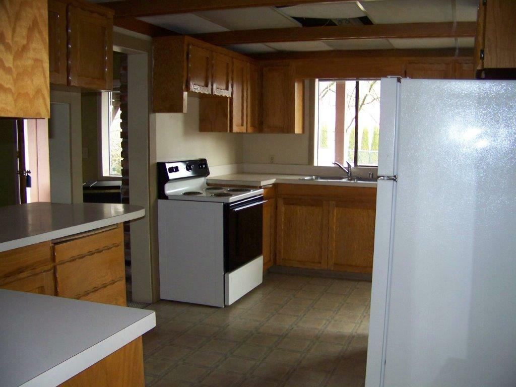 Property Photo: 403 N Oakes Ave WA 98922