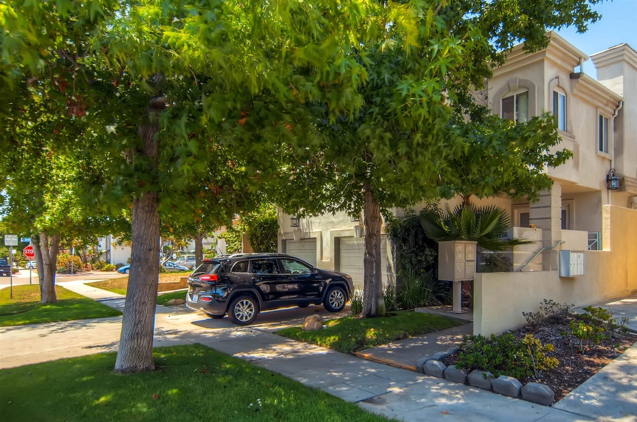 Property Photo:  1718 Diamond Street  CA 92109 