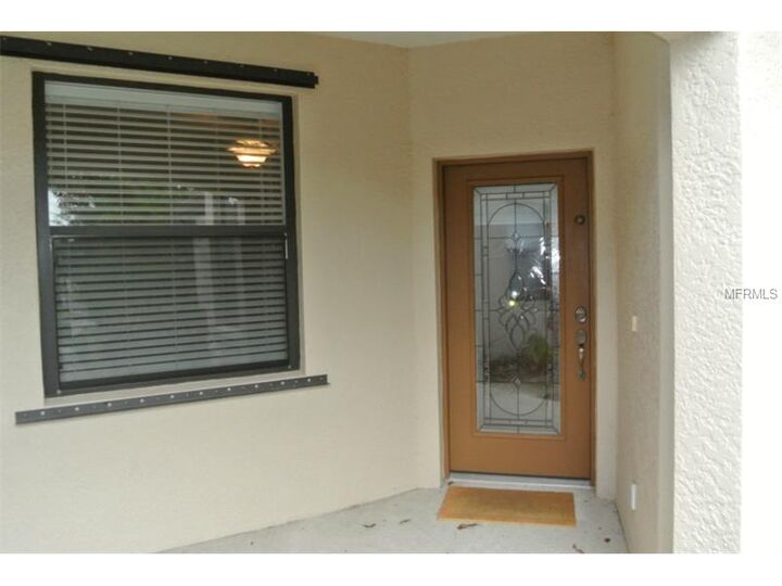 Property Photo: 11007 Batello Drive FL 34292