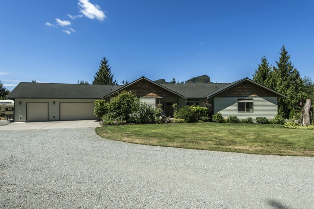 Property Photo:  20202 Cavanaugh Ct  WA 98274 