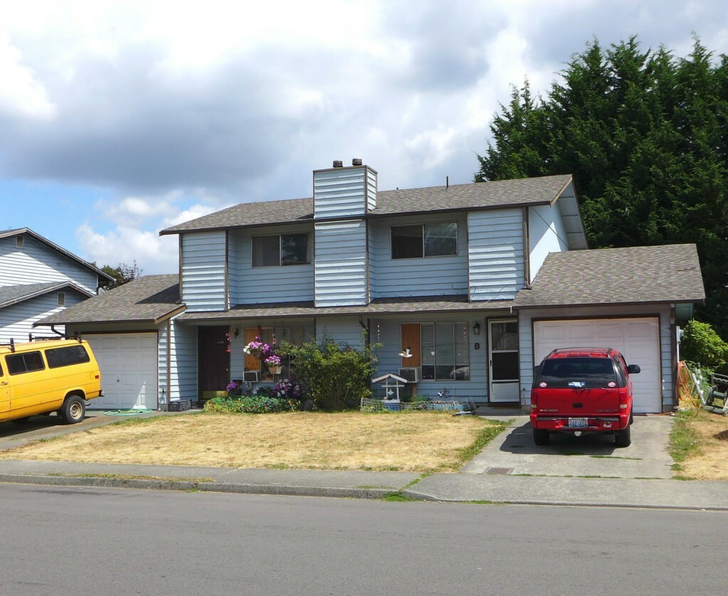 Property Photo: 1806 C St SE WA 98002