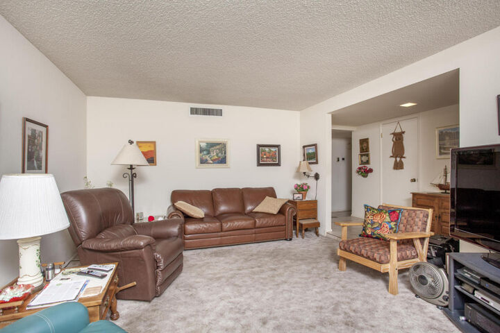 Property Photo:  2437 E Beryl Avenue  AZ 85028 