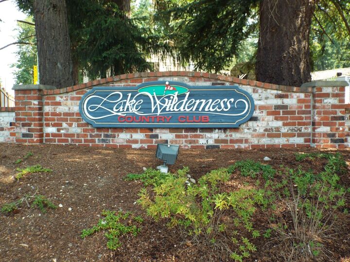 Property Photo:  26012 Lake Wilderness Country Club Dr SE  WA 98038 