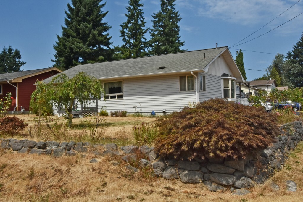 Property Photo:  3770 S 172nd St  WA 98188 