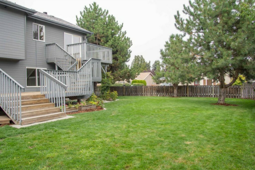 Property Photo:  1925 Lion Place  WA 98801 