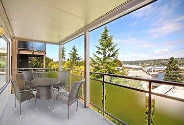 Property Photo: 932 W Emerson 932B WA 98119