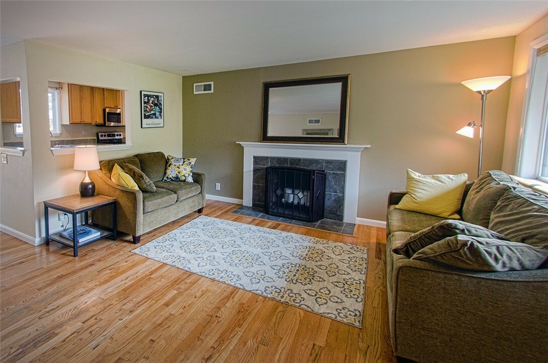 Property Photo: 13538 15th Place NE WA 98125