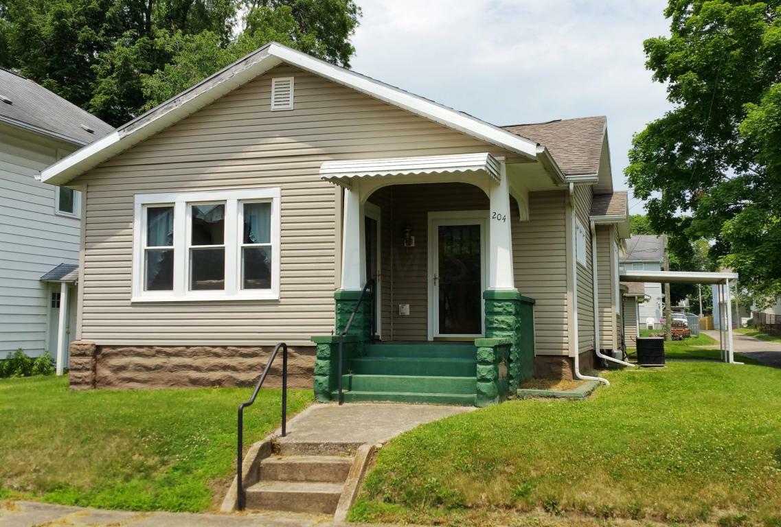 Property Photo: 204 Fairfield Avenue OH 43055