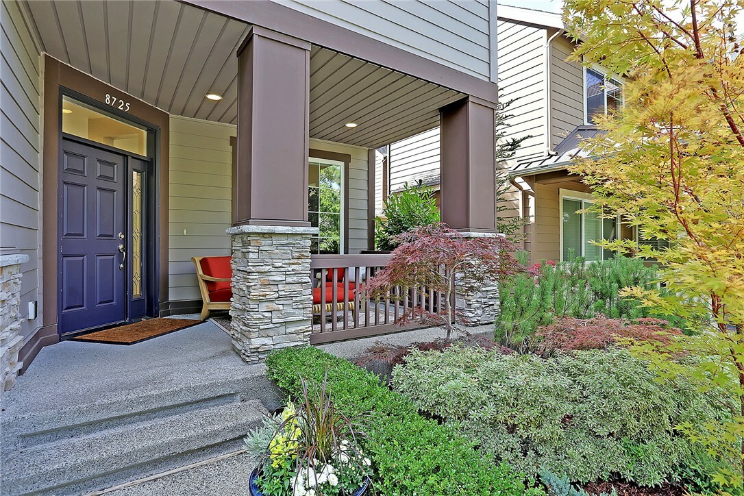 Property Photo:  8725 Swenson Dr SE  WA 98065 