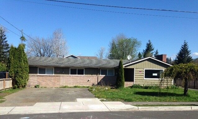 Property Photo:  611 Alder Ave  WA 98294 