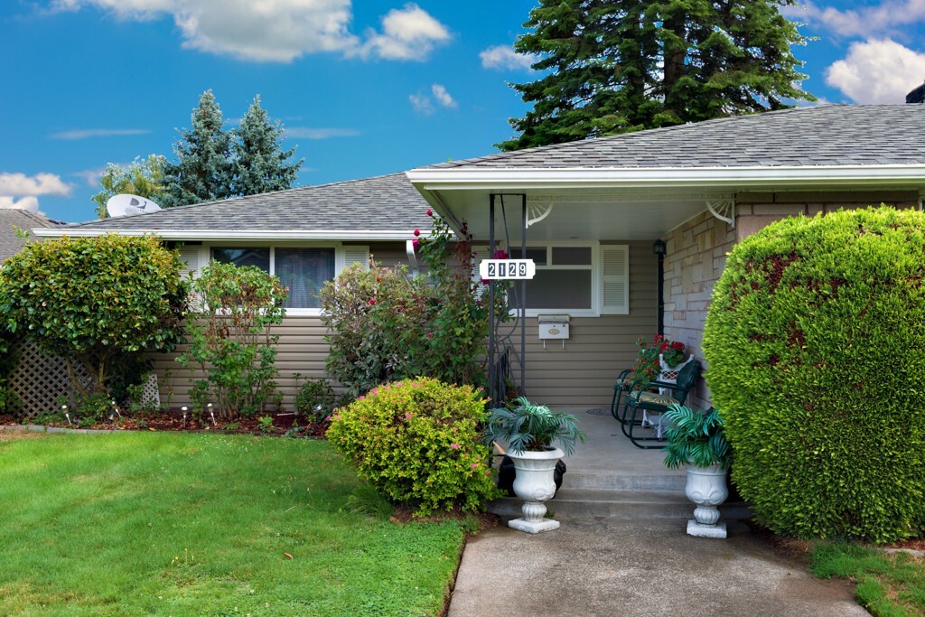 Property Photo: 2129 Tacoma Rd WA 98371