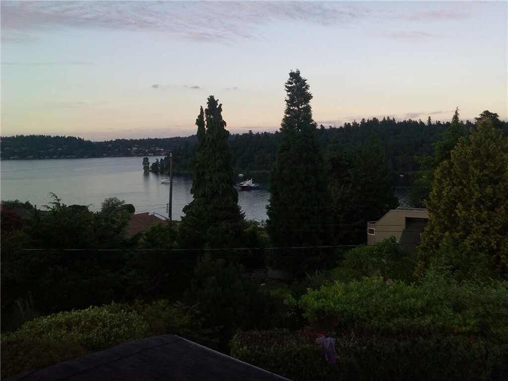 Property Photo: 5220 Seward Park Ave S WA 98118