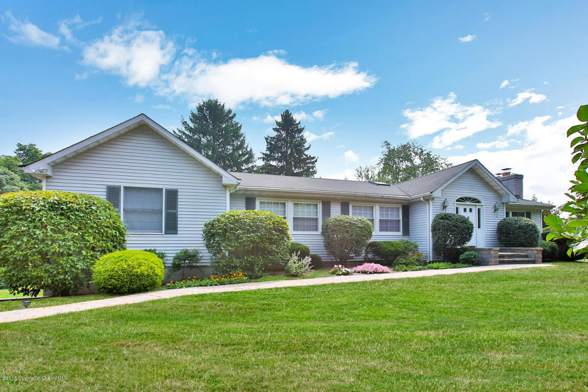 Property Photo:  49 Ballantine Road  NJ 07748 