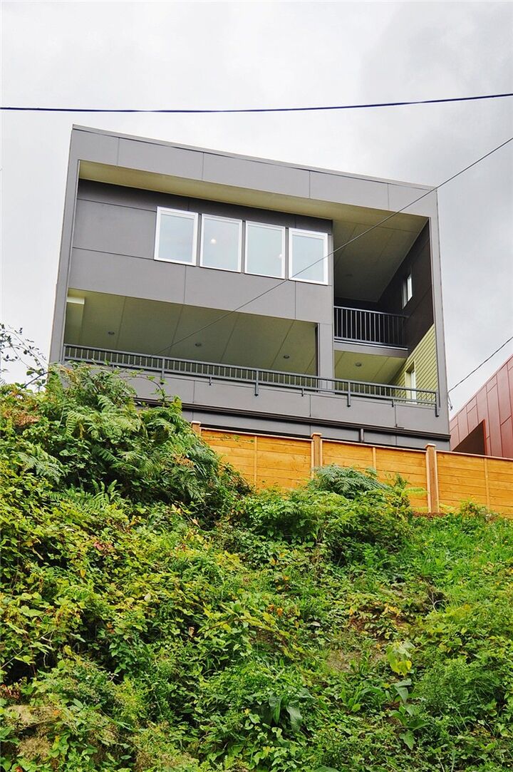 Property Photo: 4411 34 Ave S WA 98118