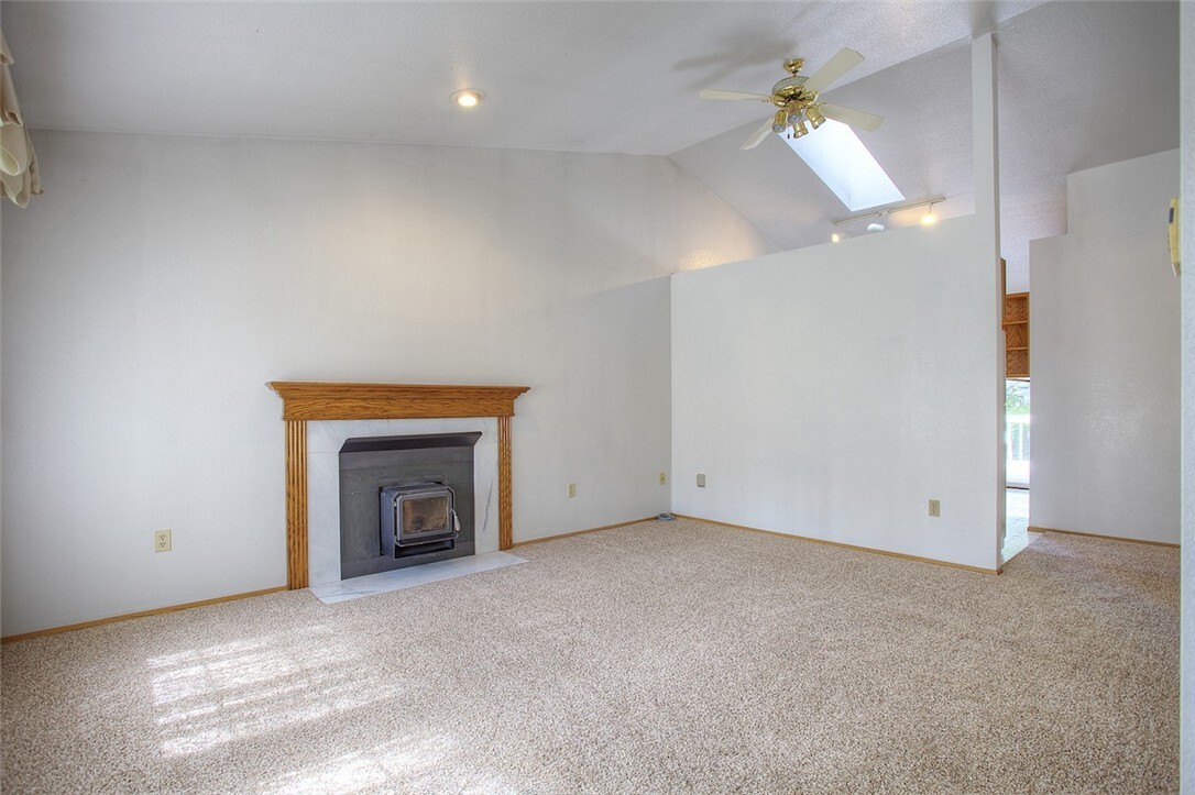 Property Photo: 9403 Kenwood Dr SW WA 98498