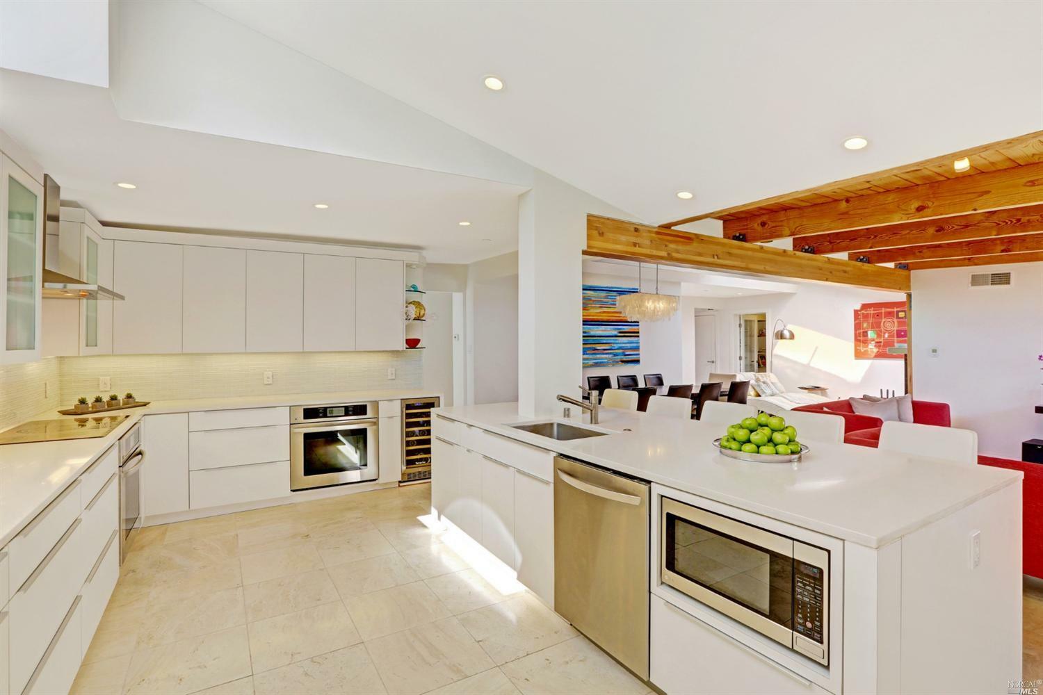 Property Photo: 11 Claire Way CA 94920