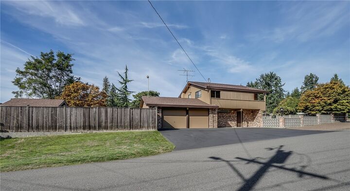 Property Photo:  1803 NW 204th St  WA 98177 