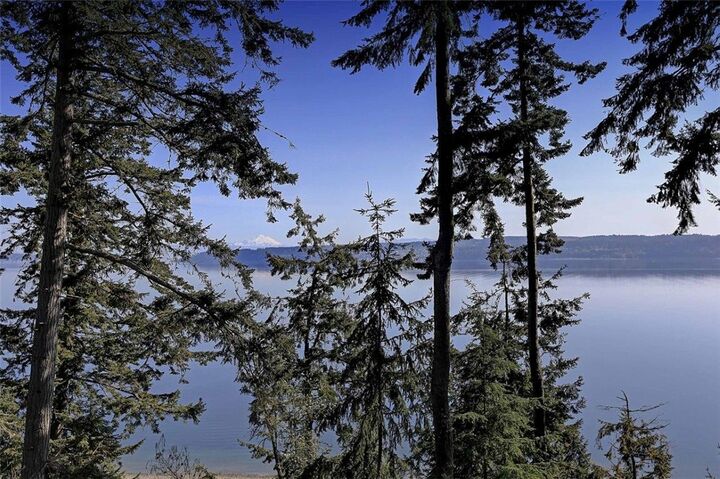 Property Photo:  5 Race Road  WA 98239 