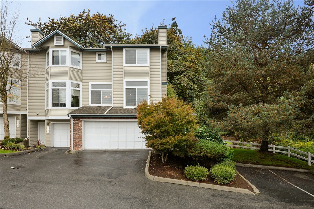 Property Photo:  2141 NW Pacific Yew Place  WA 98027 