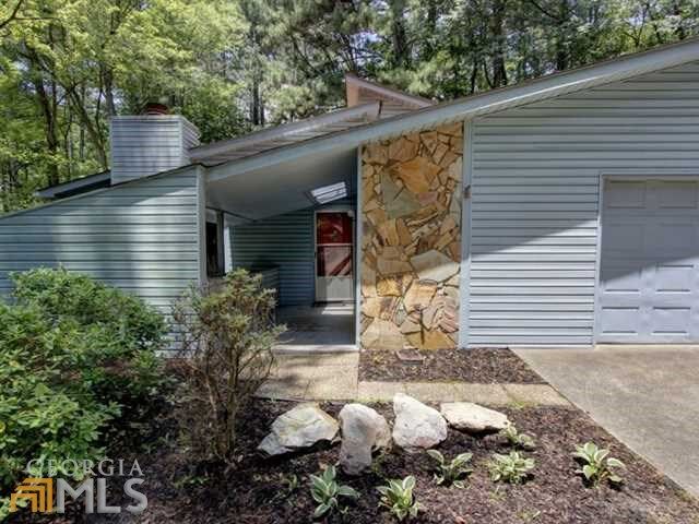 Property Photo: 2291 Salem Dr GA 30062