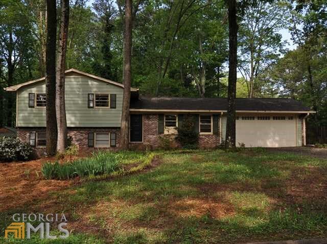Property Photo: 3876 Gloucester Dr GA 30084