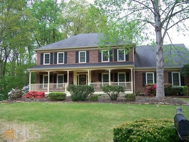 Property Photo:  1858 Blackthorn Way  GA 30075 