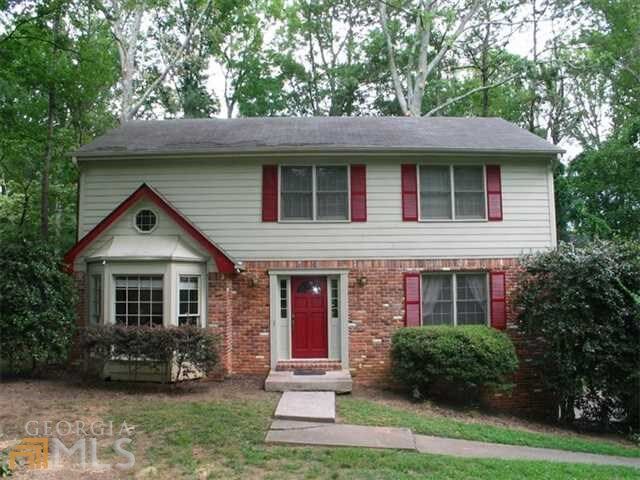 Property Photo: 130 Spring Ridge Ct GA 30076