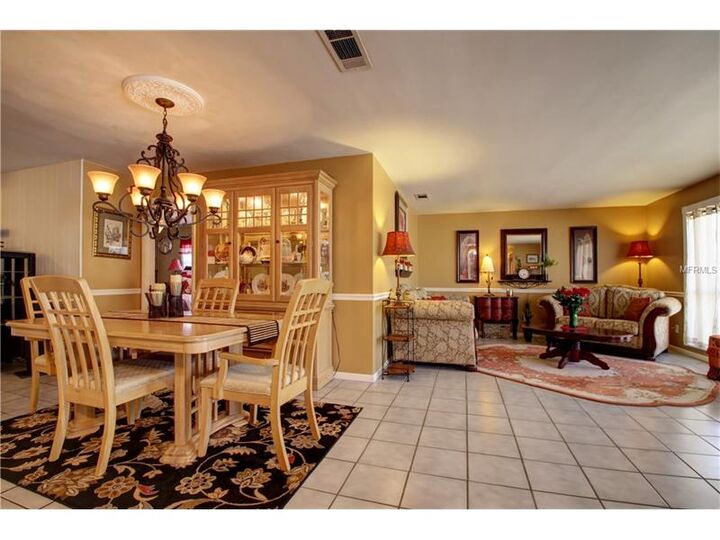 Property Photo:  2085 Attache Court  FL 33764 