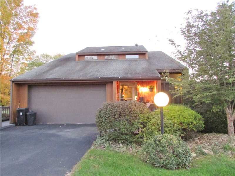 Property Photo: 208 Ferncliff Road PA 15357