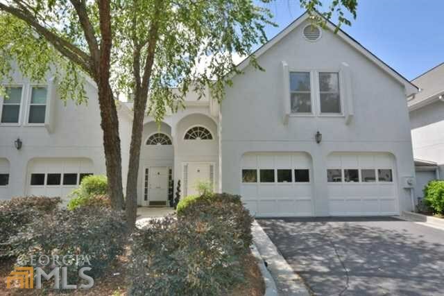 Property Photo: 3924 Ashford Lake Ct GA 30319