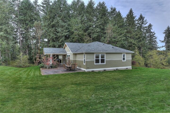 Property Photo: 5427 102nd Ave NW WA 98335