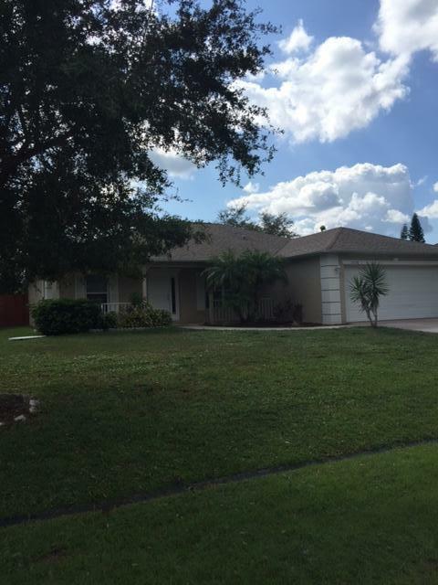 Property Photo:  1358 SW Parma Av Avenue  FL 34953 