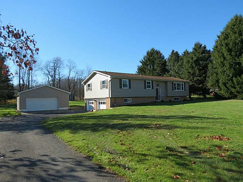 Property Photo: 18953 Maple Lane PA 16433