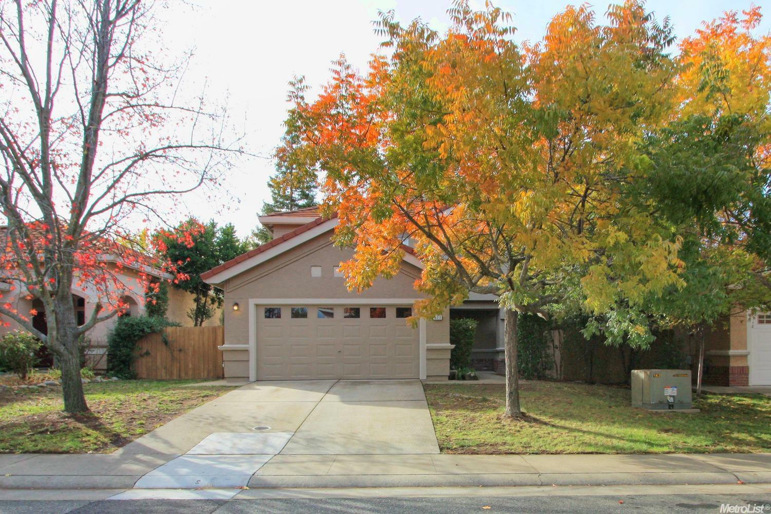 Property Photo:  122 Camberwell Way  CA 95630 