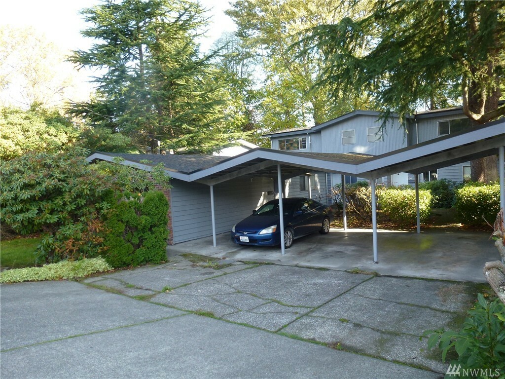 Property Photo:  9530 8th Ave NW  WA 98117 