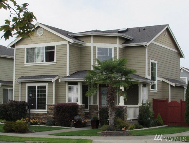 Property Photo: 15217 Daffodil St Ct E WA 98390
