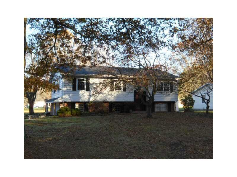 Property Photo:  201 Hillcrest Drive  PA 16412 