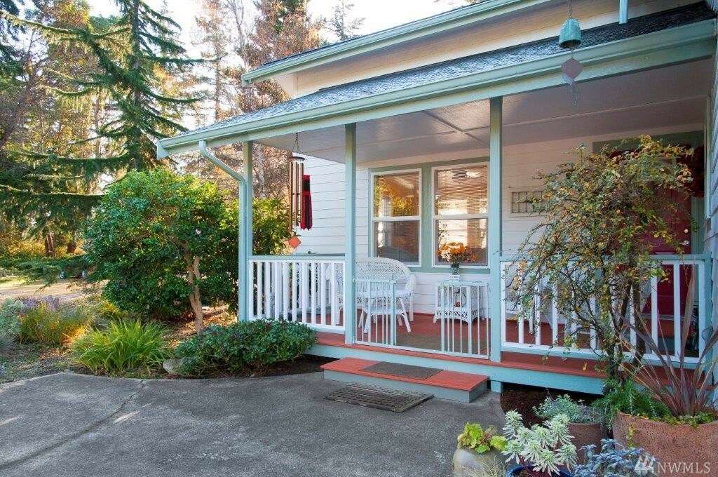 Property Photo:  1303 Hancock St  WA 98368 