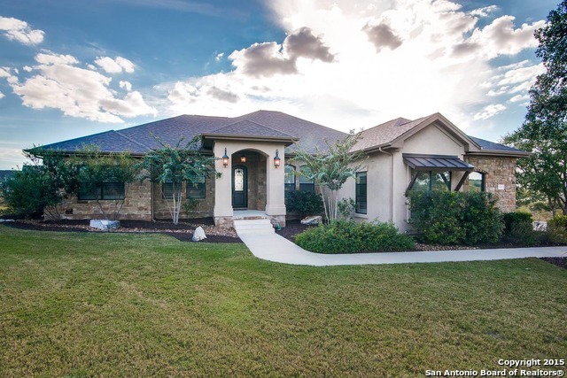 Property Photo: 1111 Bottle Ct TX 78132