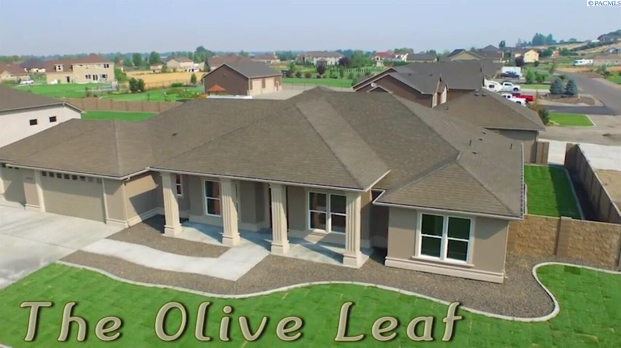 Property Photo:  11542 Matthews  WA 99301 