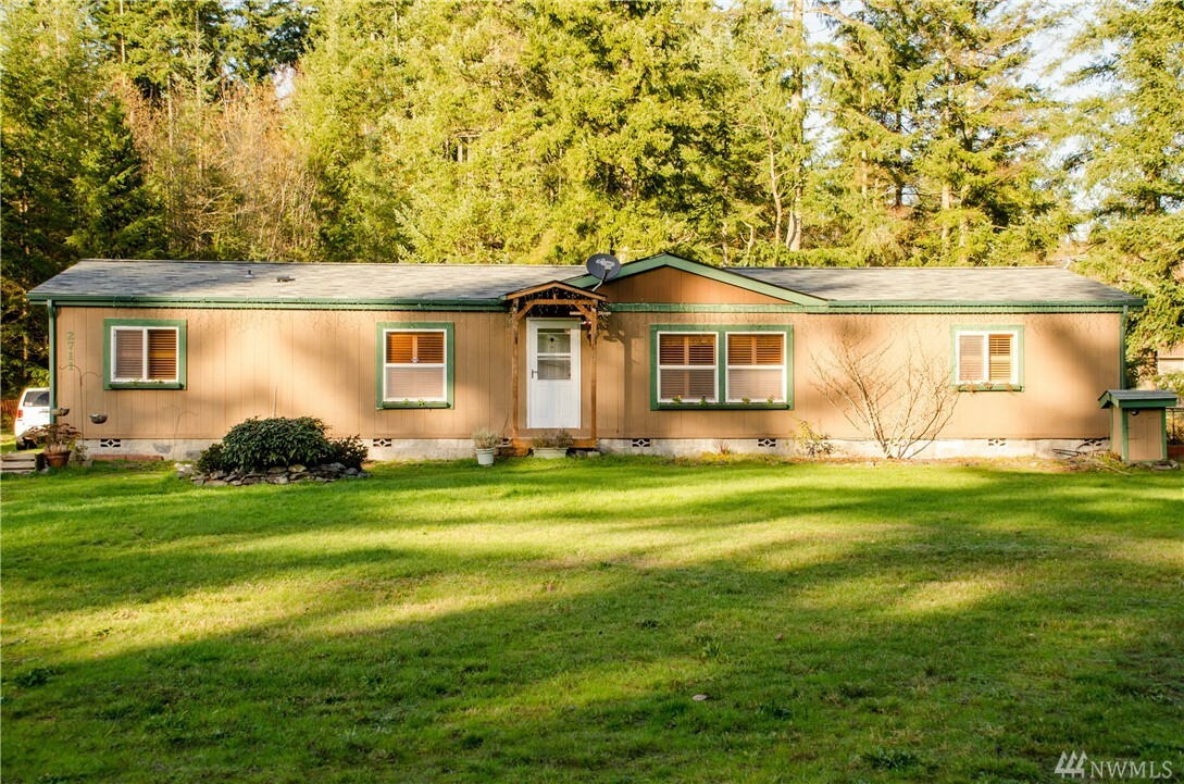 Property Photo:  2711 SW Pine Rd  WA 98367 